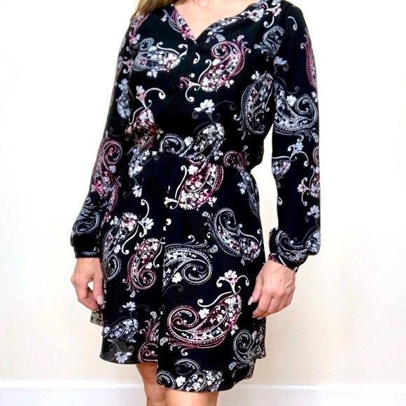 WHBM Black Paisley Dress - Picture 1 of 6